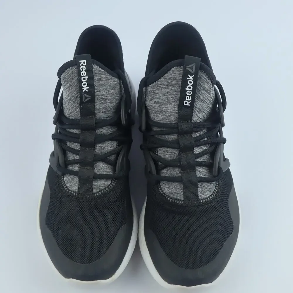 Reebok Hayasu Black Women Size 8.5